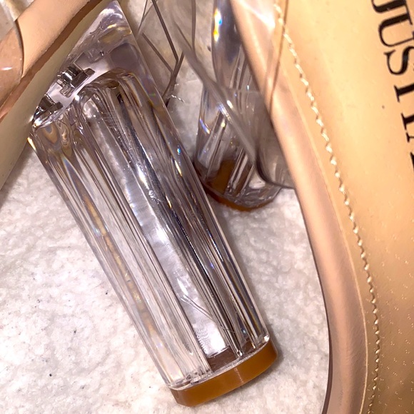 NWOT Nude Heels - Picture 3 of 6